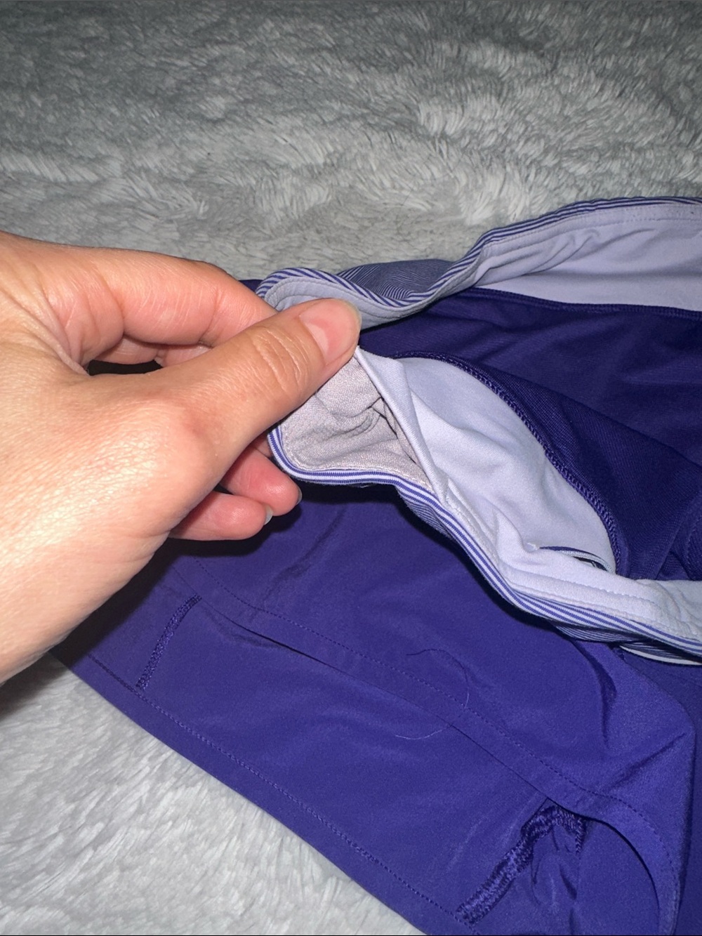 **RARE** discontinued lululemon athletica Run:Speed Short in Power Purple - Picture 4 of 8